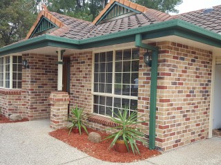 GEORGEOUS HOME IN GREAT LOCATION