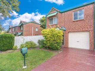 FULLY REFURBISHED TOWNHOUSE IN THE HEART OF EAST BRISBANE...